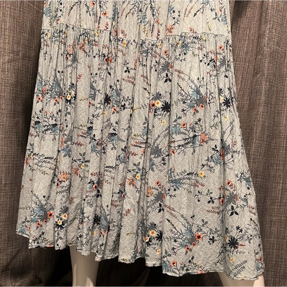 DR2 | Light Blue Floral Sleeveless Maxi Dress | Size XS - Picture 4 of 9